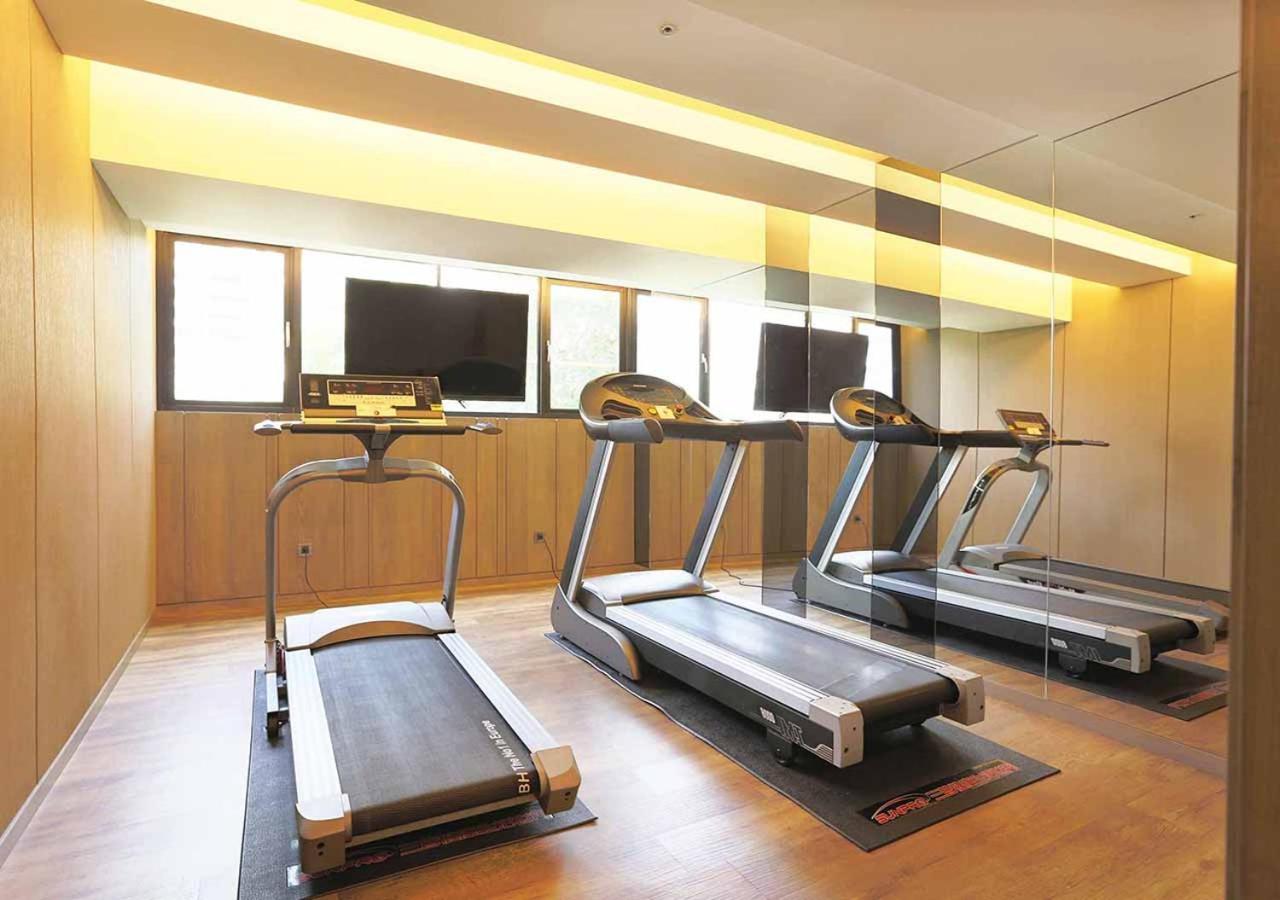 גאושיונג Royal Group Hotel Minghua Branch מראה חיצוני תמונה